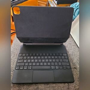 Black 12.9in Apple Magic Keyboard for iPad
